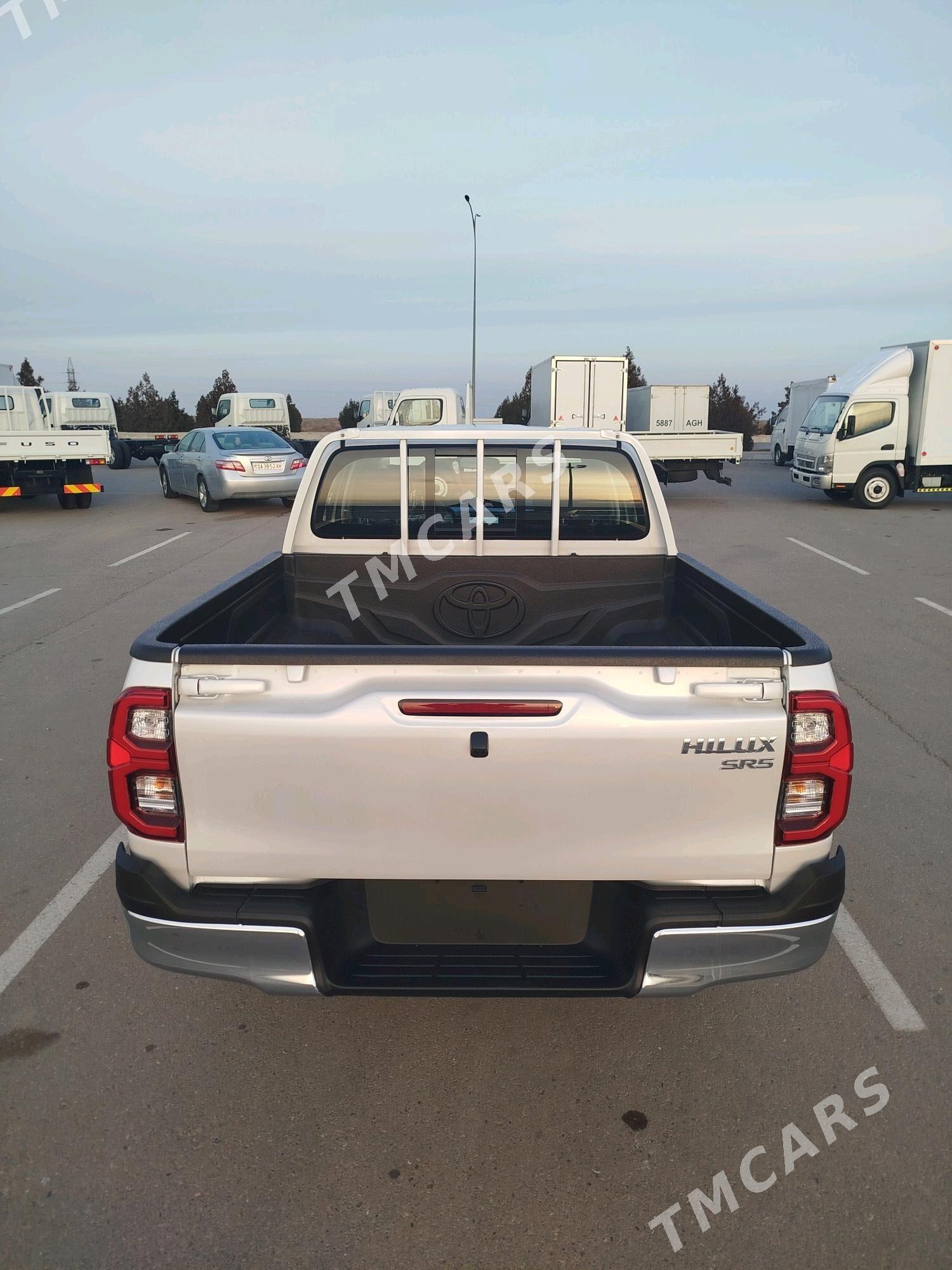 Toyota Hilux 2025 - 674 000 TMT - Aşgabat - img 7