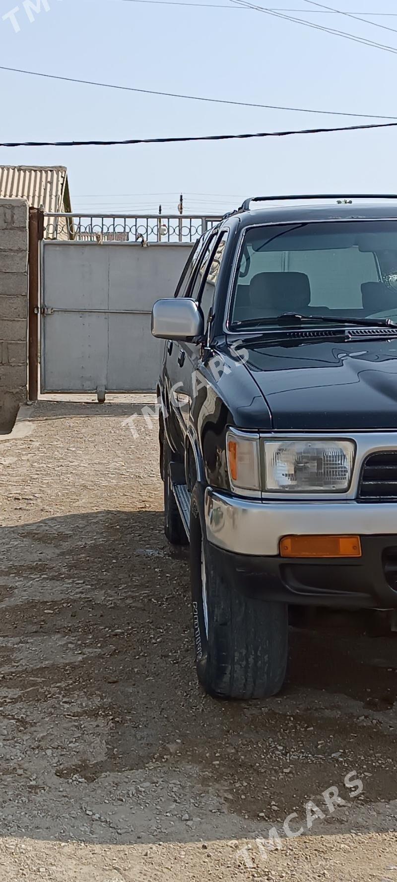 Toyota 4Runner 1994 - 43 000 TMT - Гумдаг - img 2