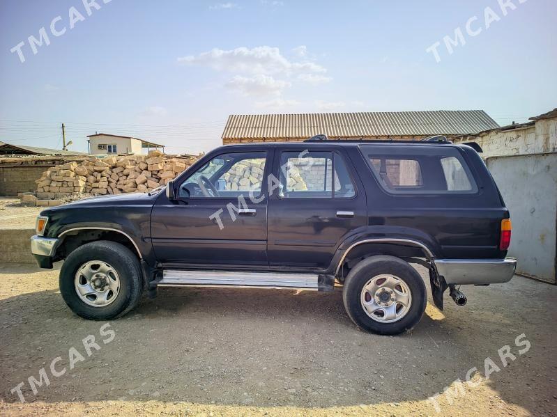 Toyota 4Runner 1994 - 43 000 TMT - Гумдаг - img 10