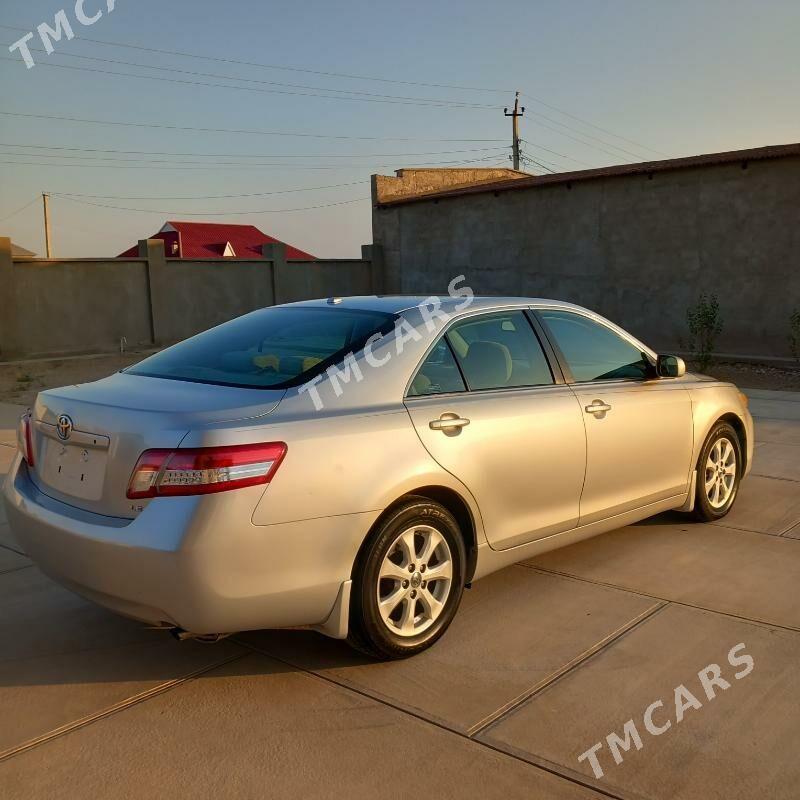 Toyota Camry 2010 - 229 000 TMT - Балканабат - img 3