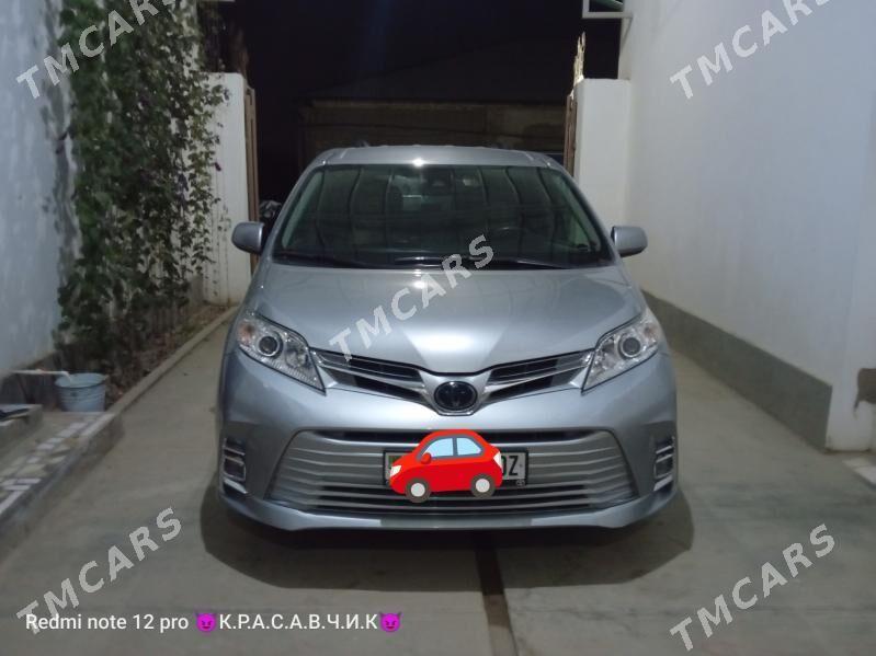 Toyota Sienna 2018 - 360 000 TMT - Шабатский этрап - img 2