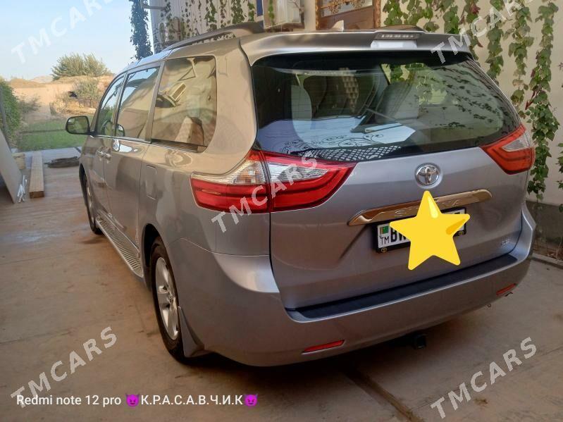 Toyota Sienna 2018 - 360 000 TMT - Шабатский этрап - img 5