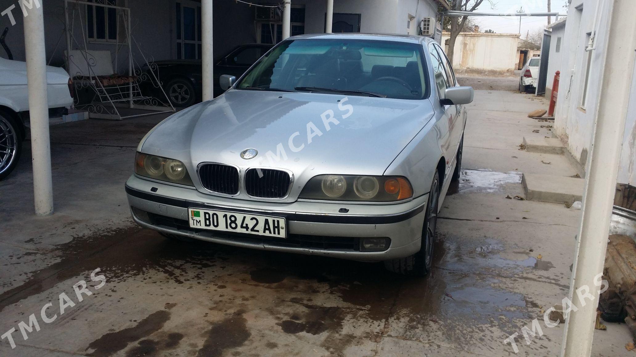 BMW 528 1999 - 75 000 TMT - Теджен - img 4