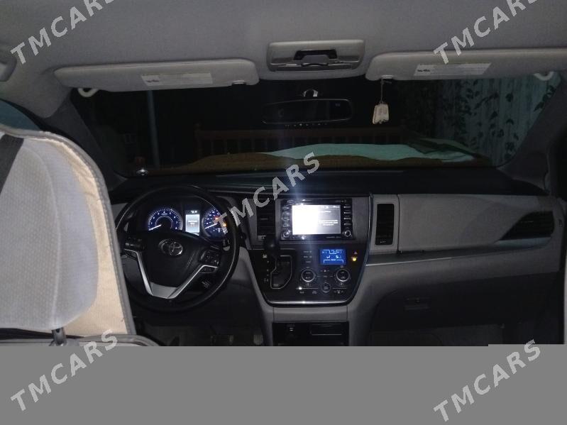 Toyota Sienna 2018 - 360 000 TMT - Шабатский этрап - img 7