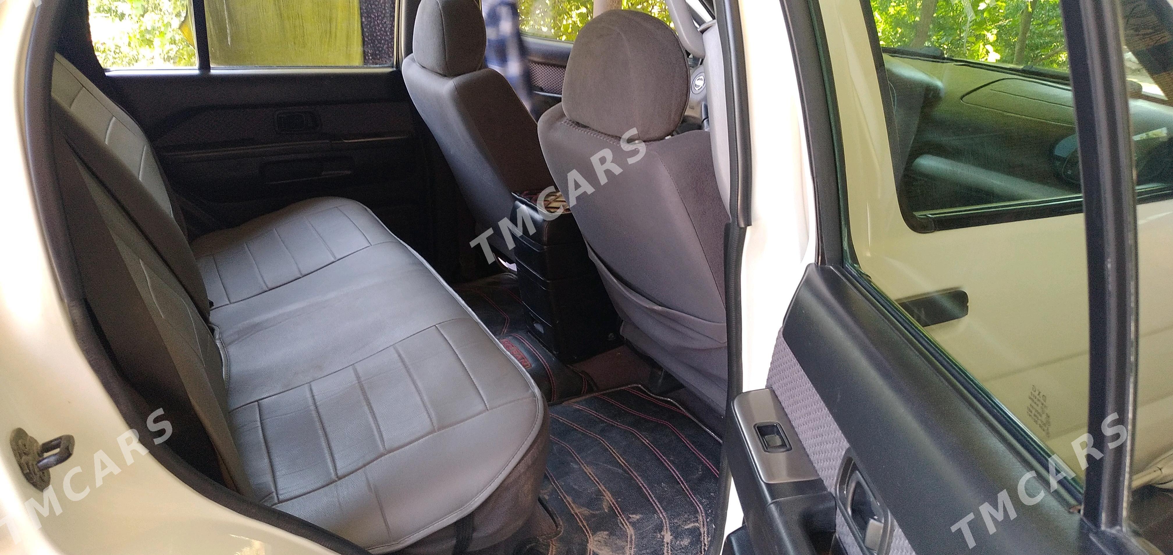 Nissan Pathfinder 2003 - 110 000 TMT - Керки - img 3