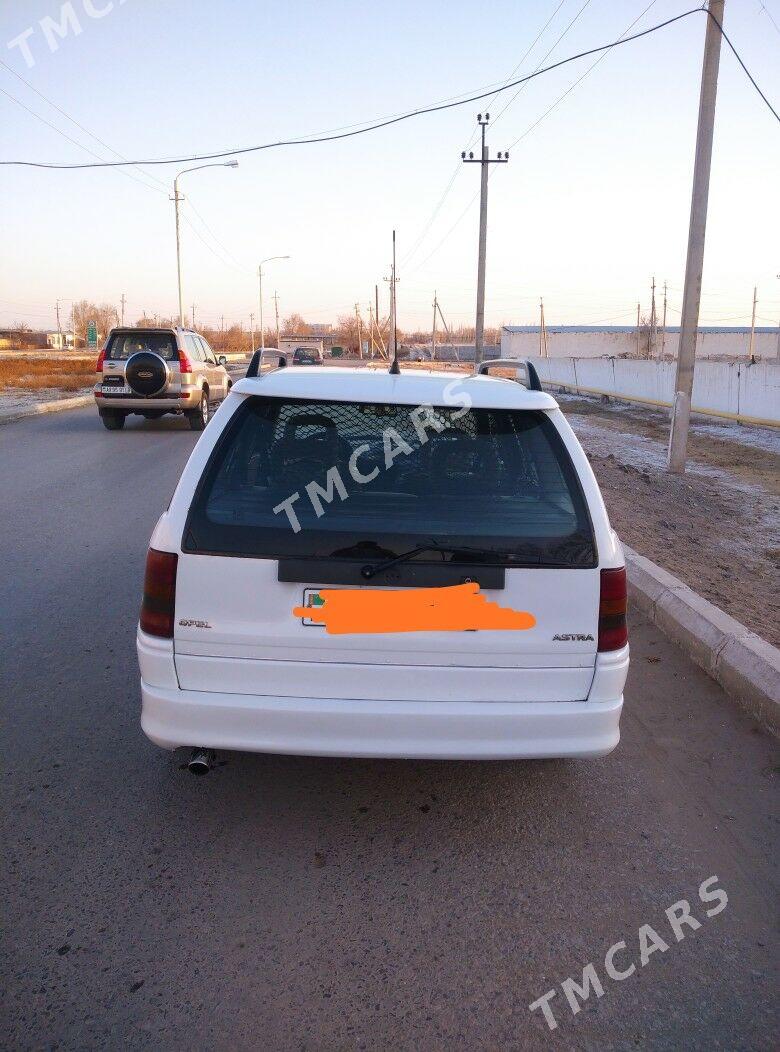 Opel Astra 1993 - 35 000 TMT - Gazojak - img 2