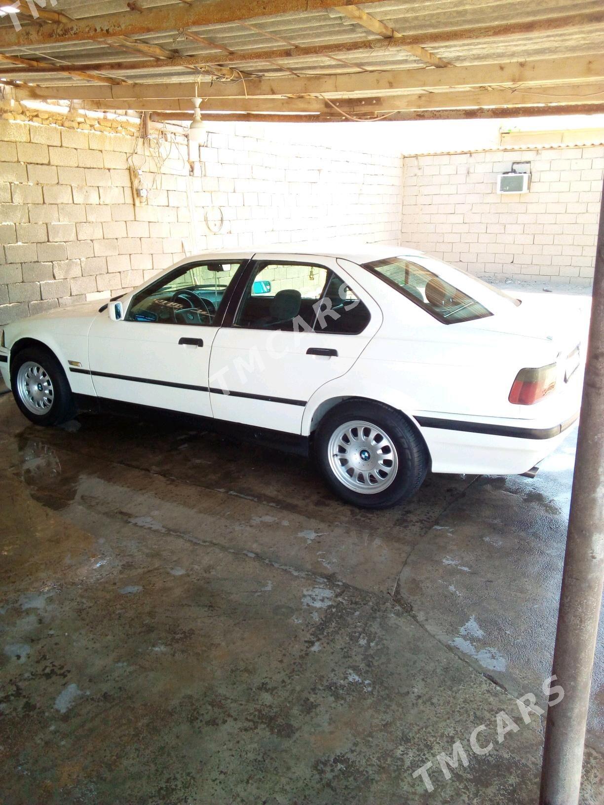 BMW 320 1992 - 35 000 TMT - Мары - img 2