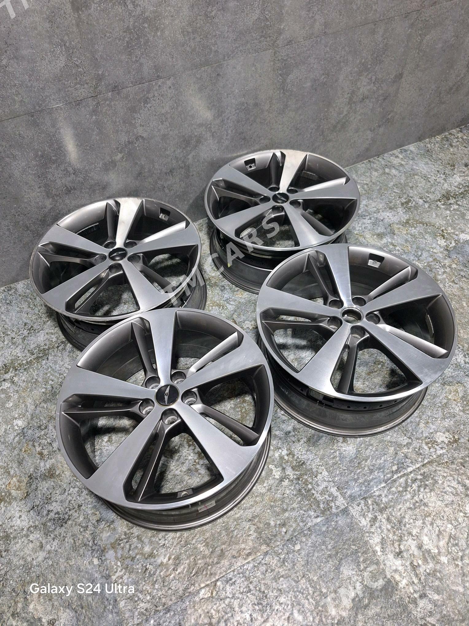 GENESIS GV80 9 700 TMT - Ашхабад - img 4