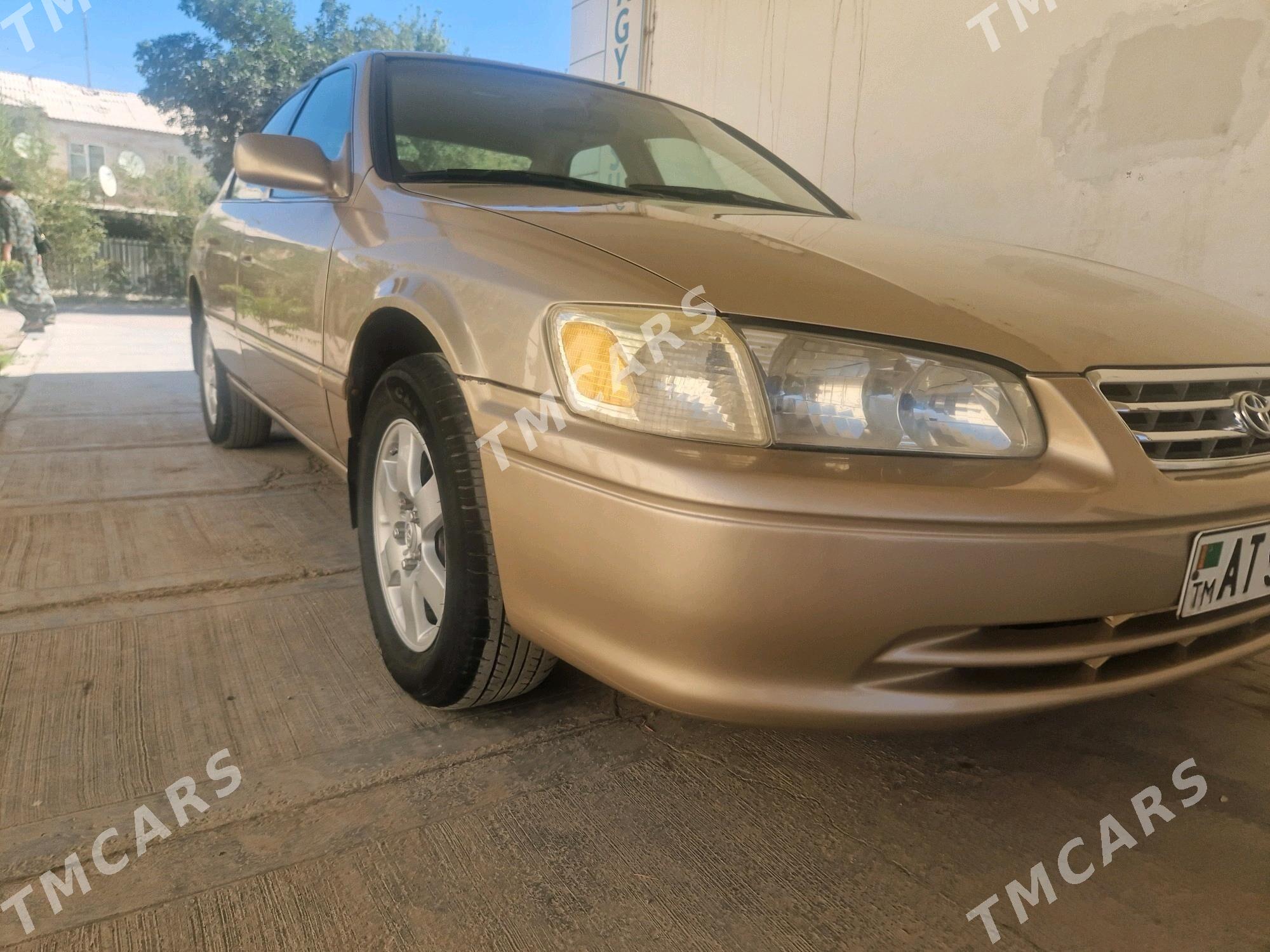 Toyota Camry 2000 - 140 000 TMT - Гурбансолтан Едже - img 2