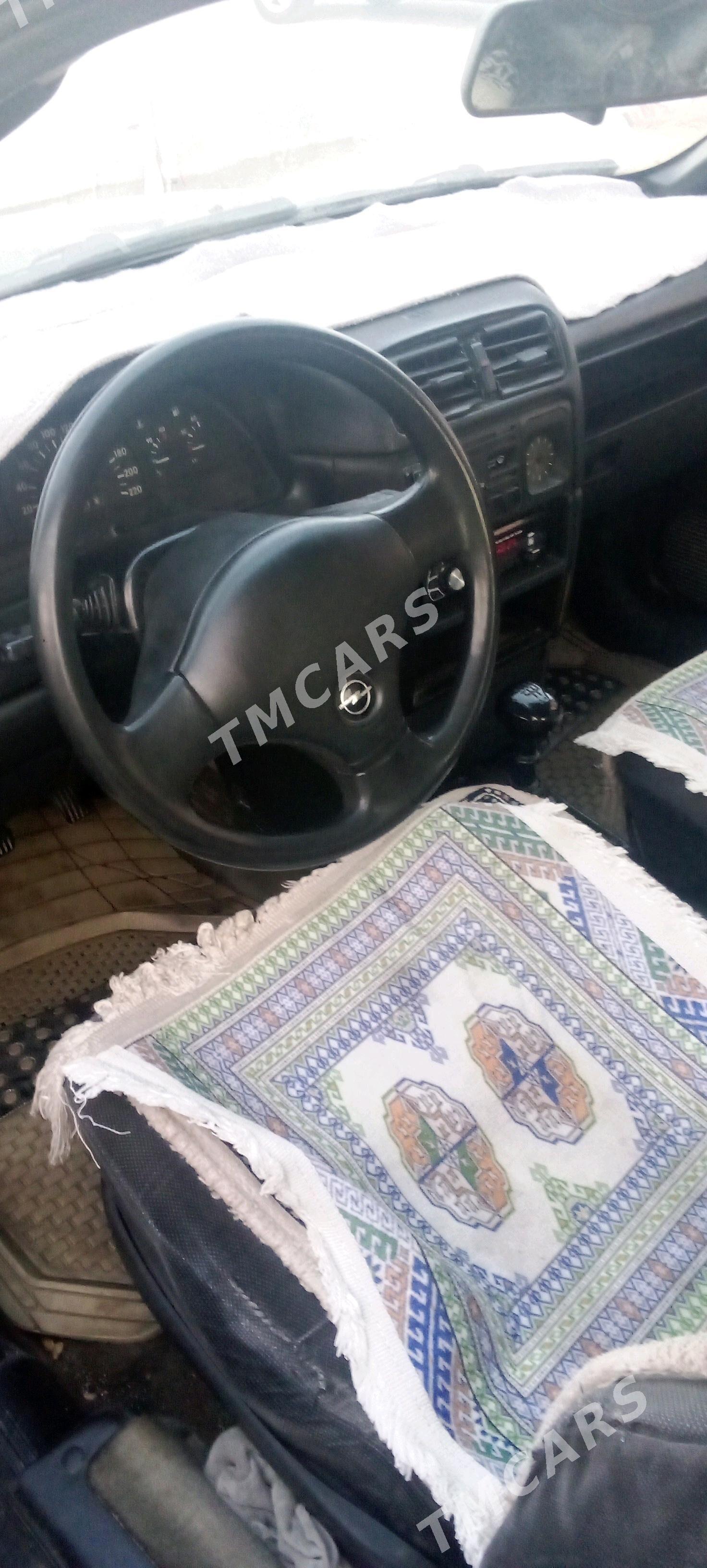 Opel Vectra 1990 - 35 000 TMT - Balkanabat - img 5
