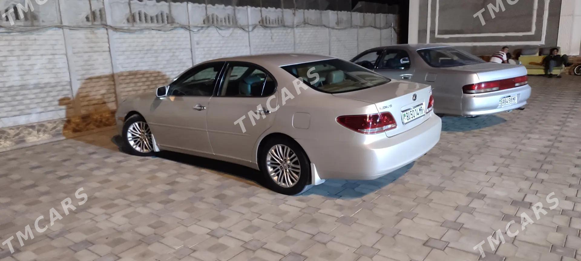 Lexus ES 2004 - 200 000 TMT - Mary - img 4