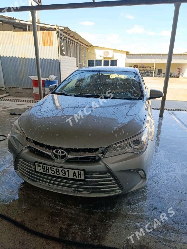 Toyota Camry 2017 - 240 000 TMT - Теджен - img 1