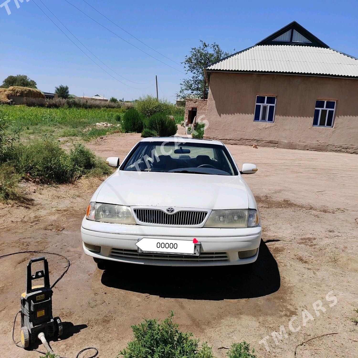 Toyota Avalon 1999 - 87 000 TMT - етр. Туркменбаши - img 1