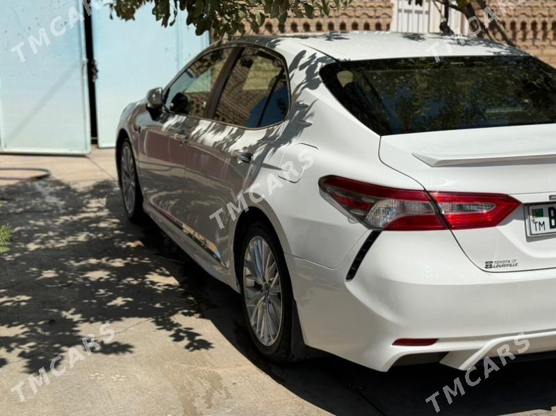 Toyota Camry 2018 - 380 000 TMT - Губадаг - img 1