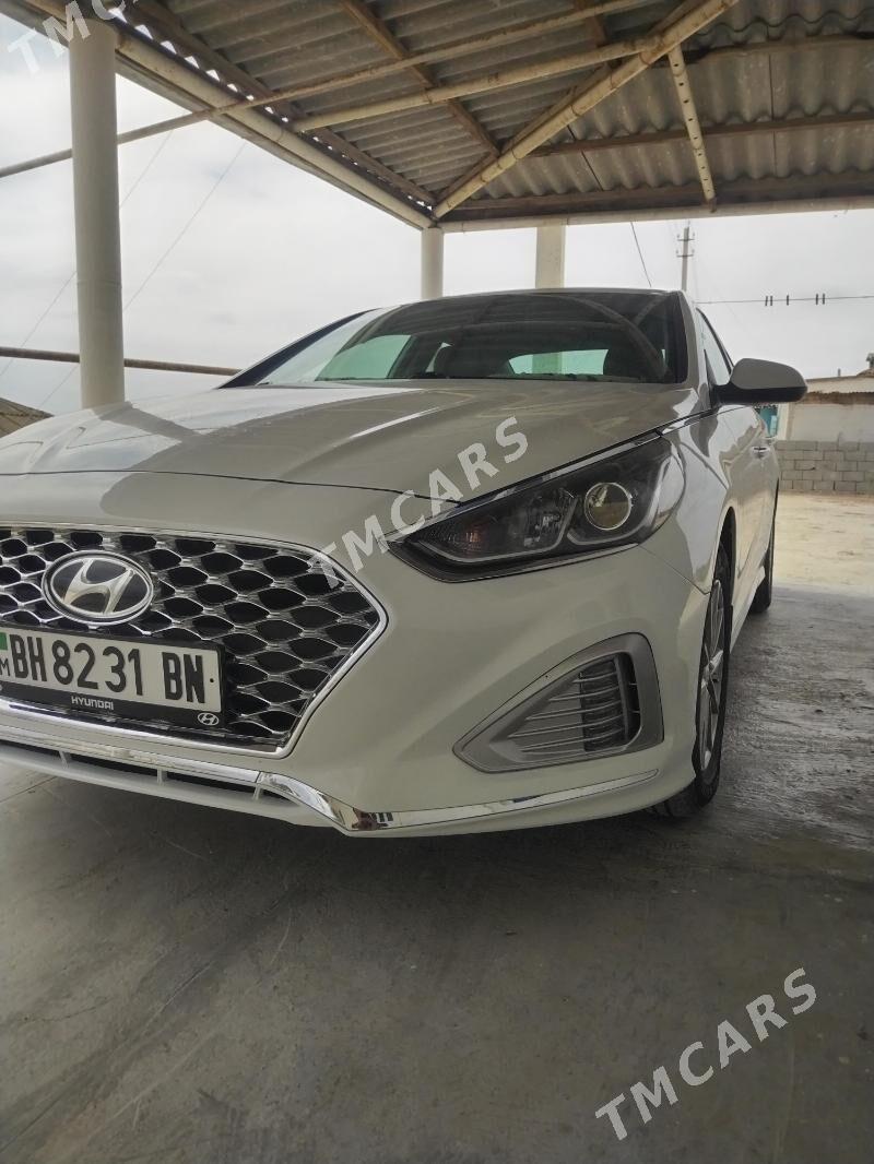 Hyundai Sonata 2020 - 230 000 TMT - Этрек - img 1