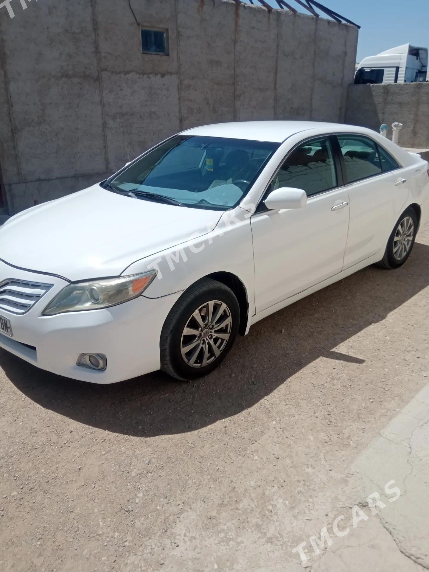 Toyota Camry 2007 - 130 000 TMT - Гумдаг - img 3
