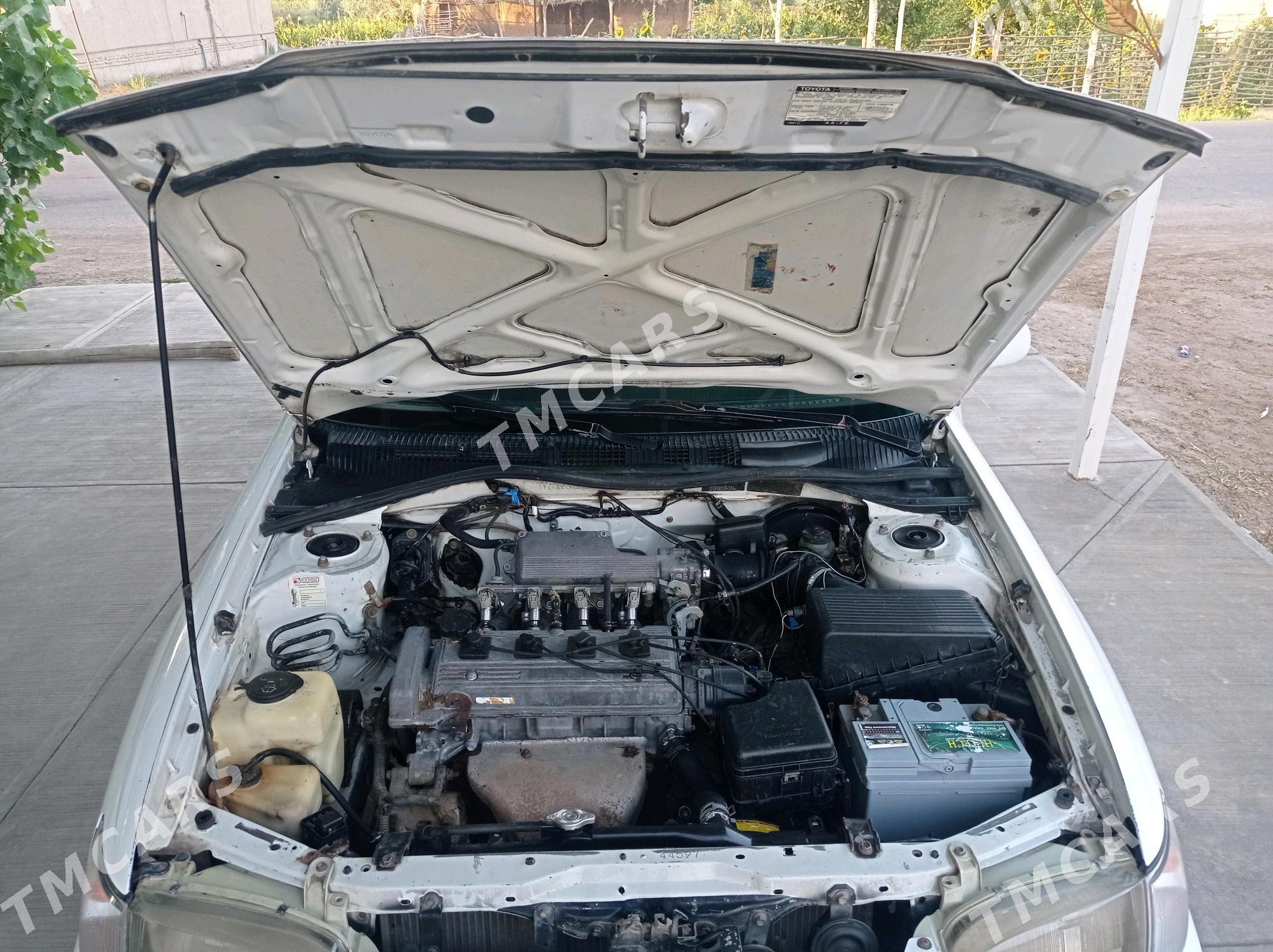 Toyota Carina 1993 - 72 000 TMT - Губадаг - img 3