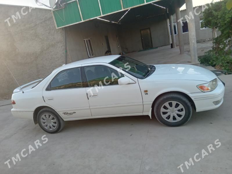 Toyota Camry 2000 - 120 000 TMT - Койтендаг - img 1