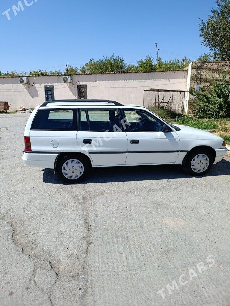 Opel Astra 1994 - 35 000 TMT - Mary - img 1