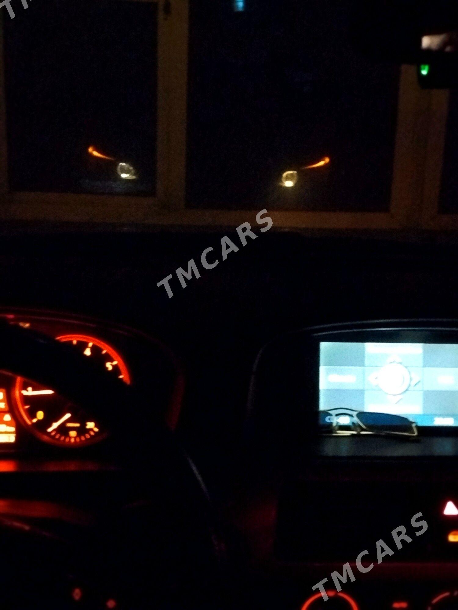 BMW E60 2004 - 150 000 TMT - Дашогуз - img 2