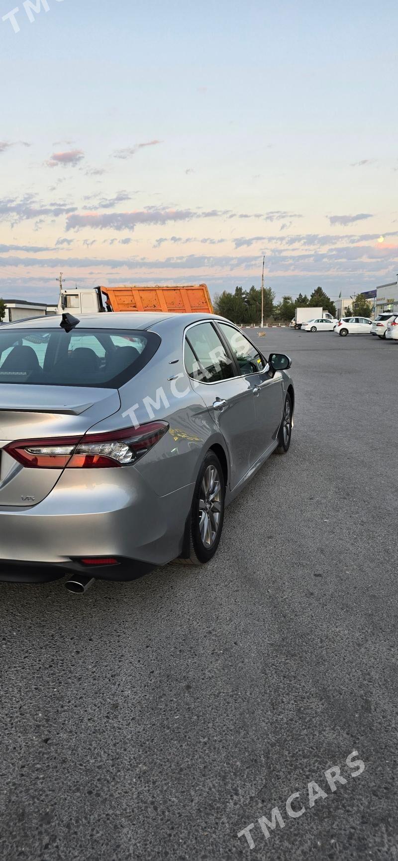 Toyota Camry 2018 - 290 000 TMT - Гёкдепе - img 2
