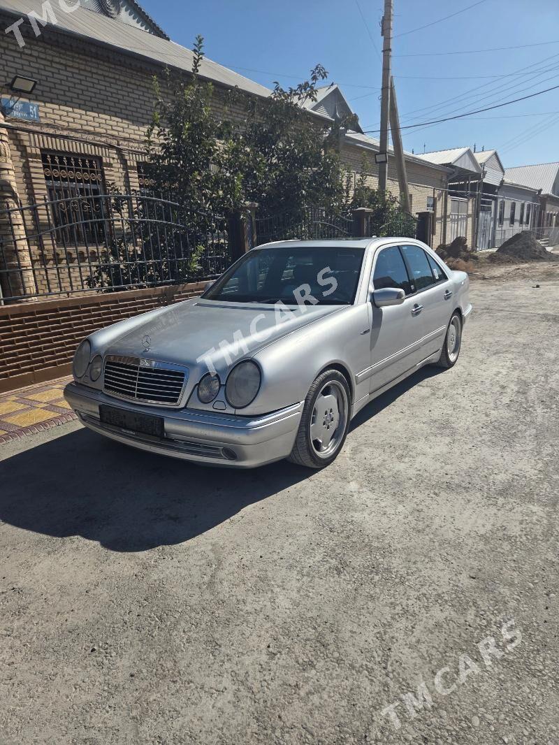 Mercedes-Benz E500 1997 - 140 000 TMT - Mary - img 4