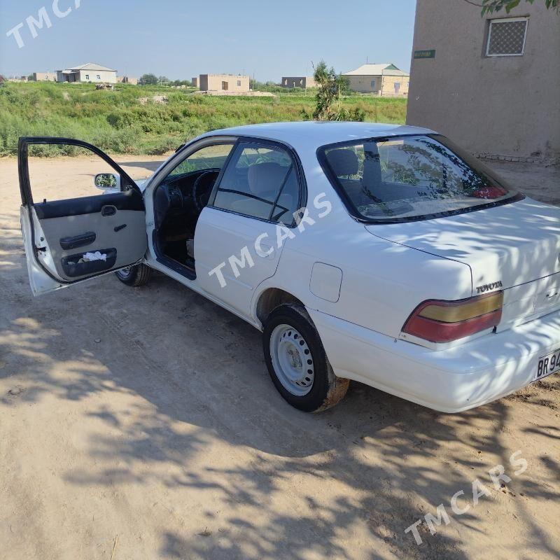 Toyota Corolla 1996 - 50 000 TMT - Гороглы (Тагта) - img 2