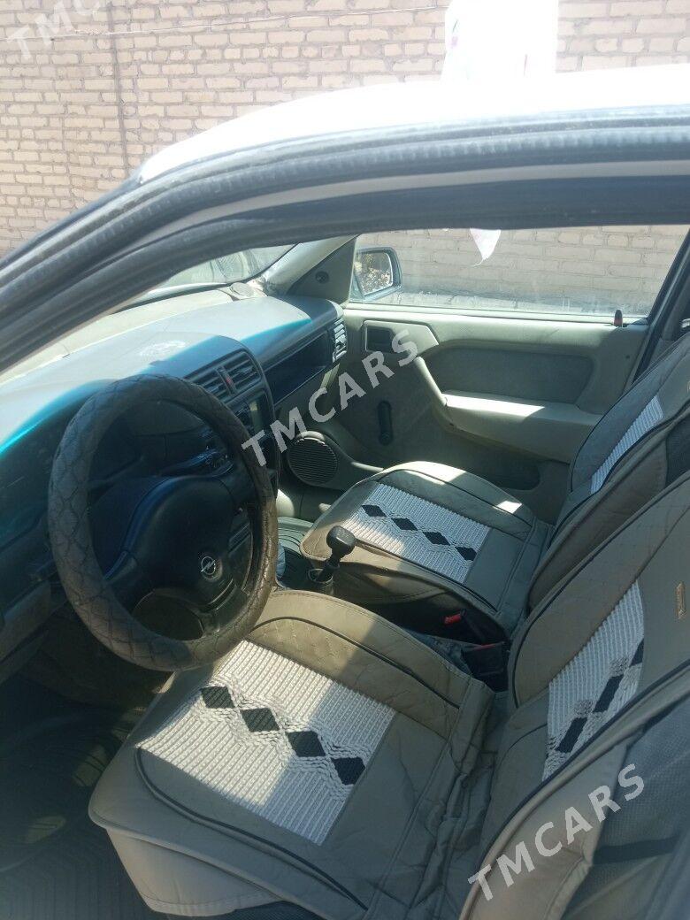 Opel Vectra 1989 - 40 000 TMT - Туркменабат - img 3