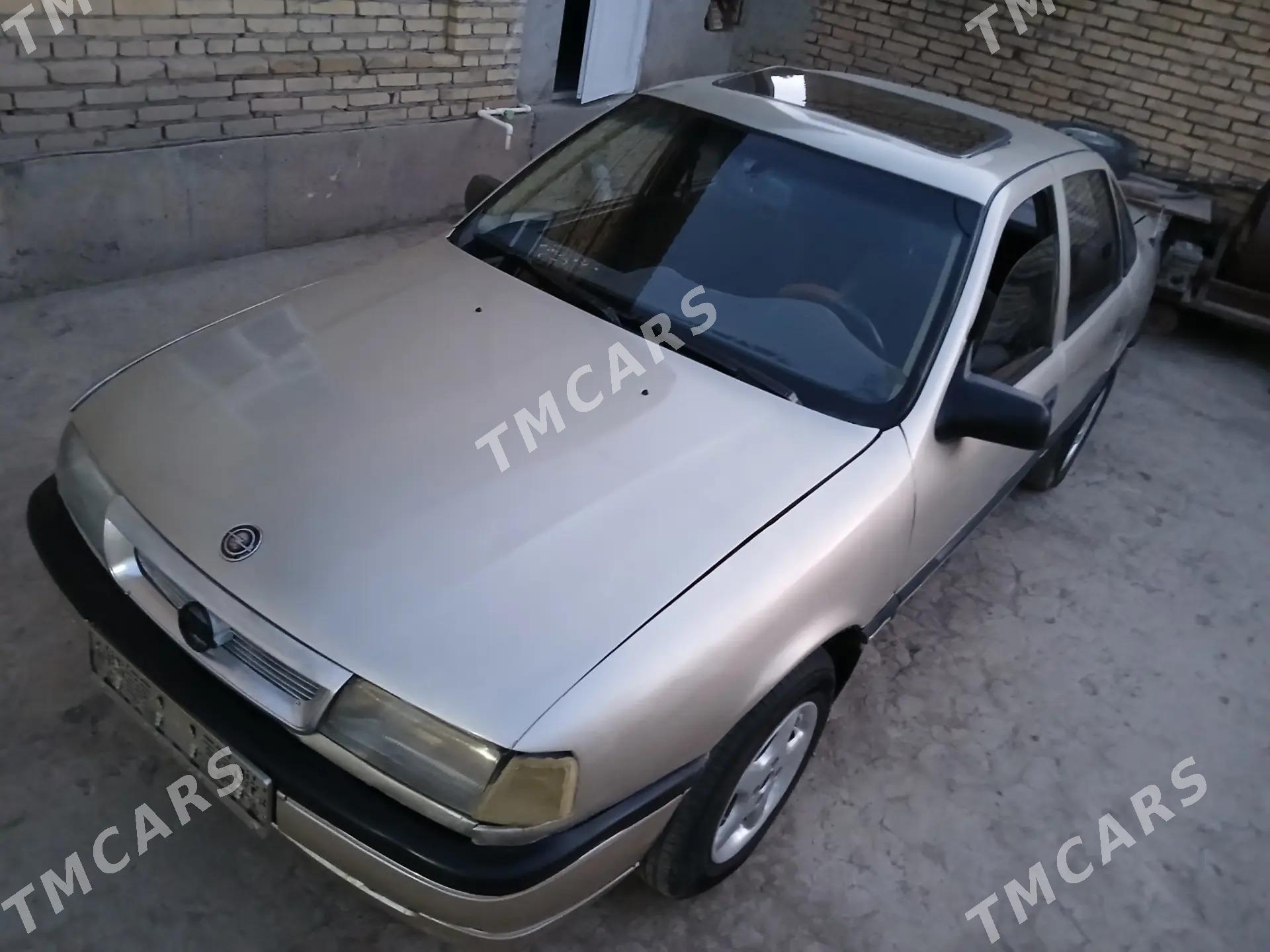 Opel Vectra 1990 - 27 000 TMT - Çärjew - img 1
