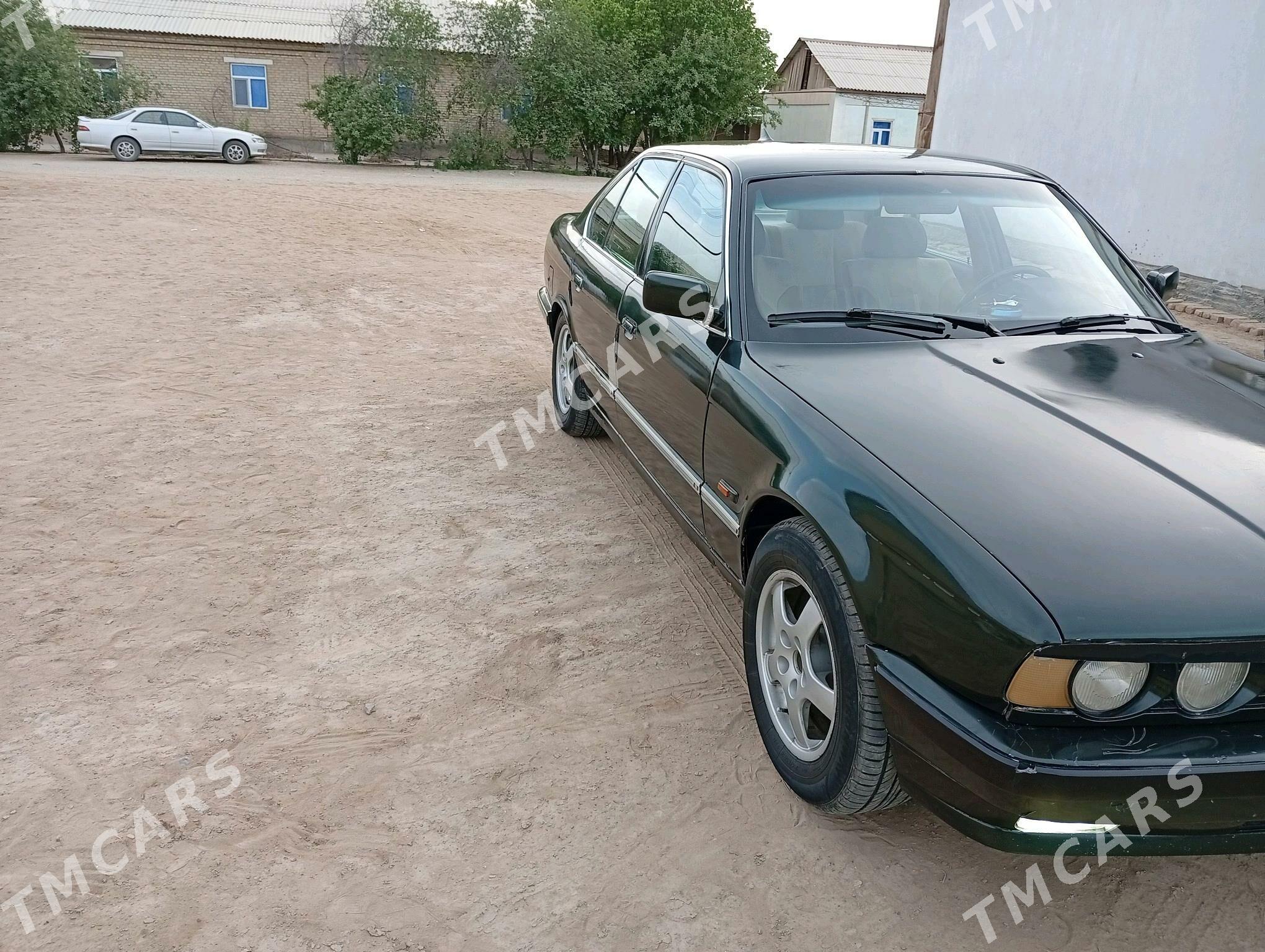 BMW 535 1989 - 25 000 TMT - Саят - img 6