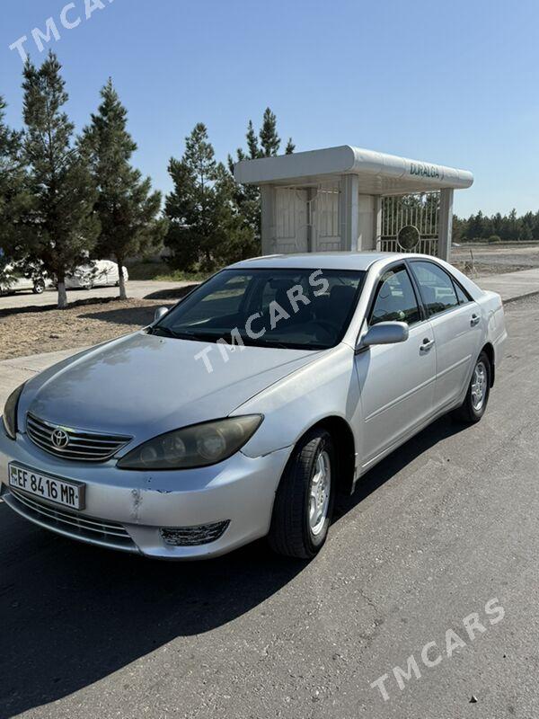 Toyota Camry 2003 - 130 000 TMT - Мары - img 1