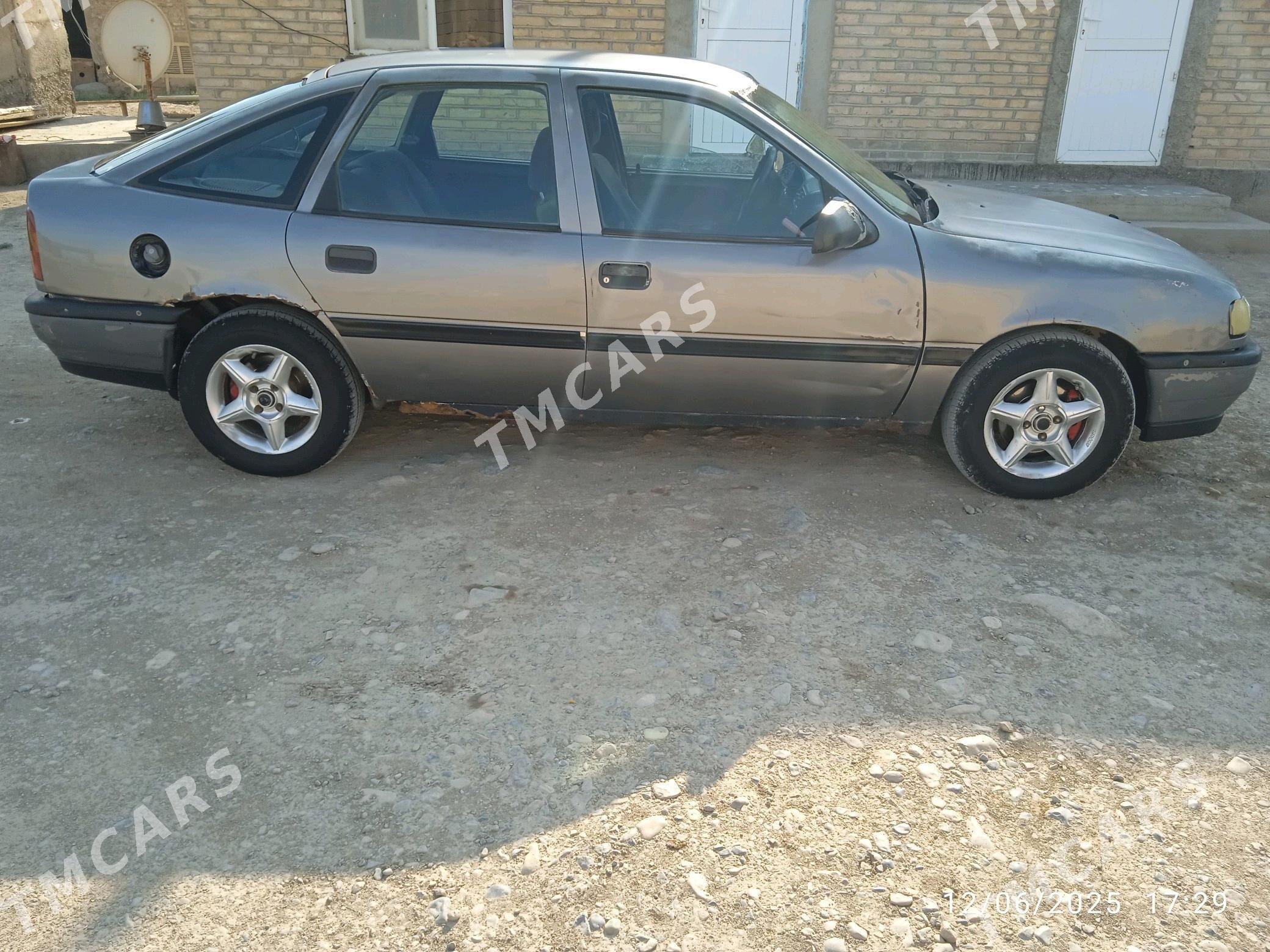 Opel Vectra 1992 - 18 000 TMT - Кака - img 2