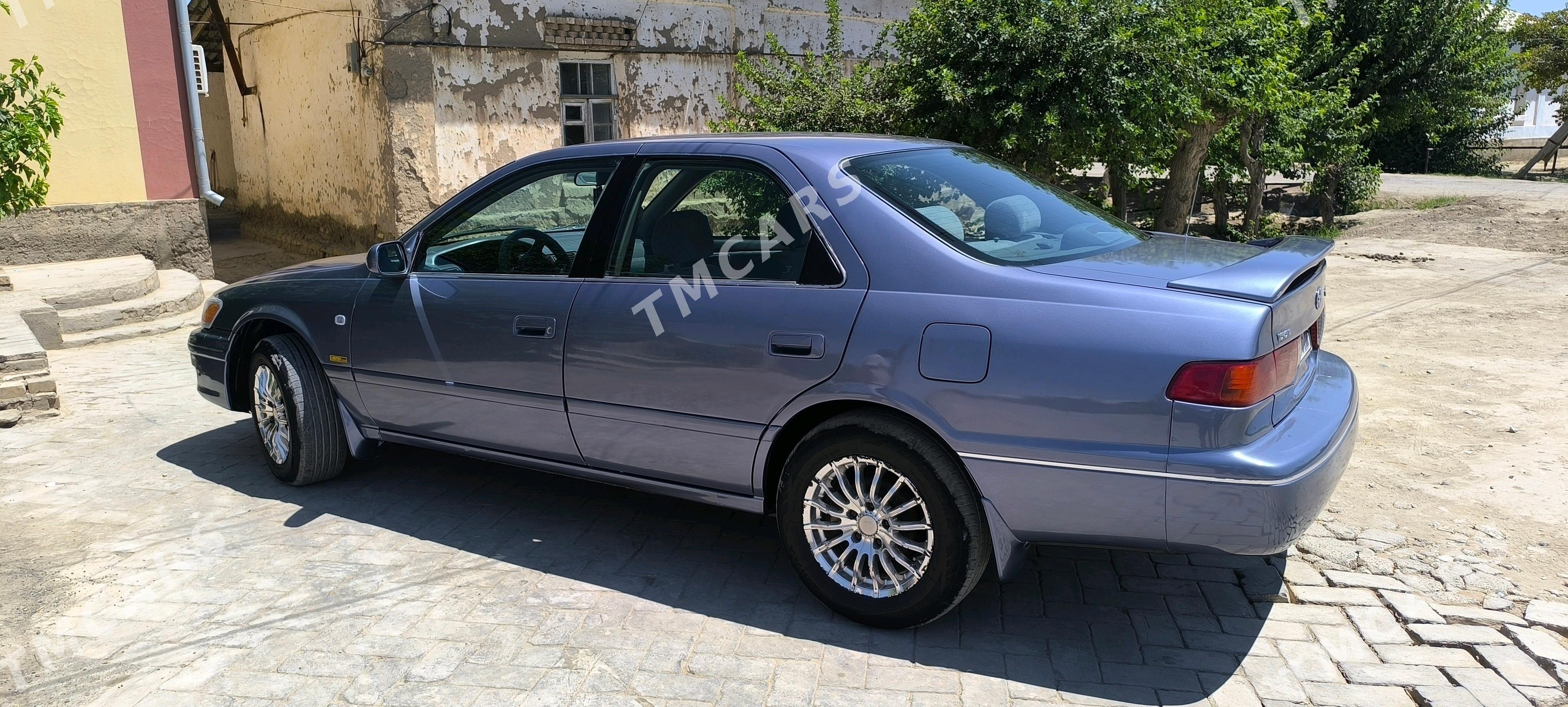 Toyota Camry 2000 - 130 000 TMT - Türkmengala - img 5