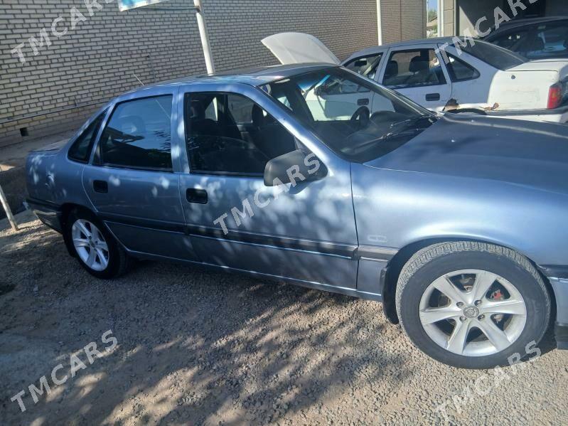 Opel Vectra 1992 - 30 000 TMT - Мары - img 2