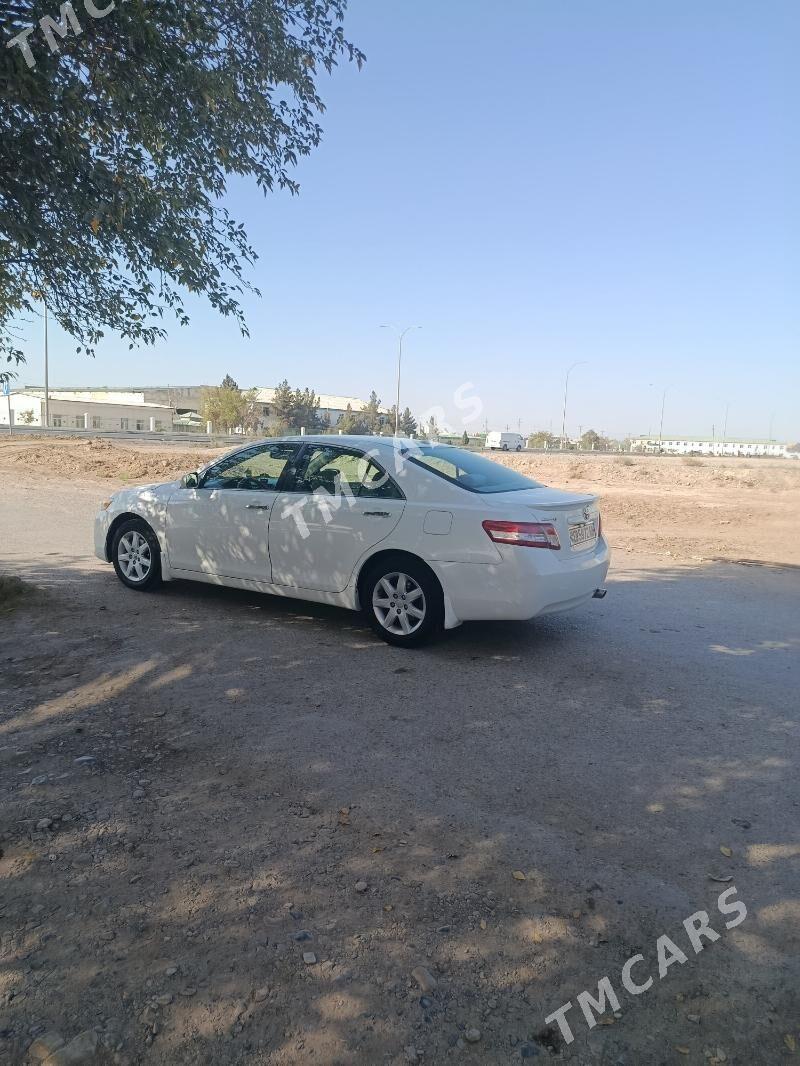 Toyota Camry 2010 - 167 000 TMT - Теджен - img 1