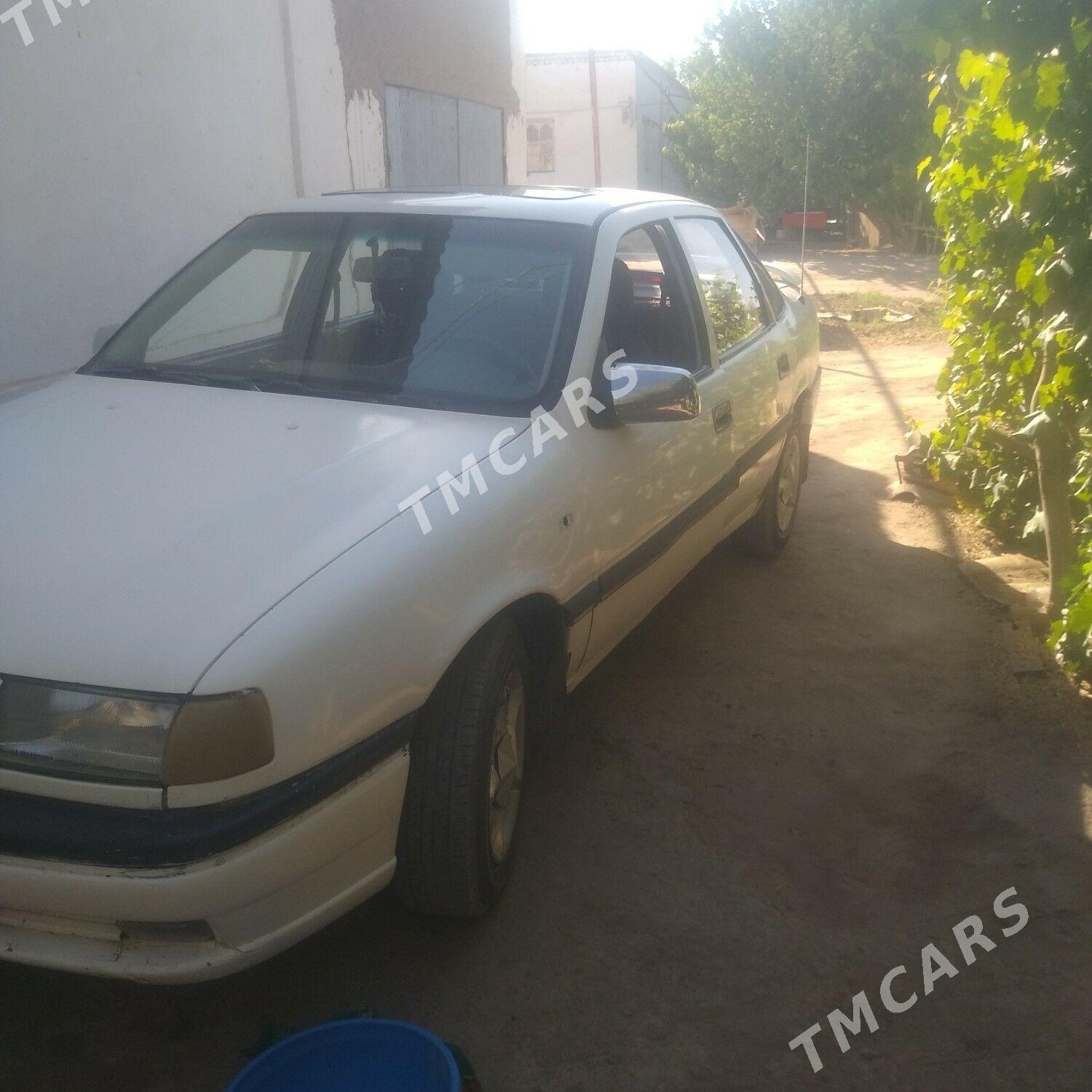 Opel Vectra 1993 - 30 000 TMT - Гороглы (Тагта) - img 4