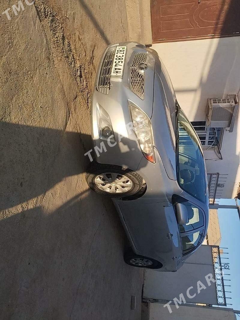 Toyota Corolla 2010 - 140 000 TMT - Теджен - img 1