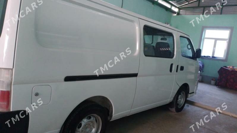 Nissan Urvan 2008 - 200 000 TMT - Махтумкули - img 1
