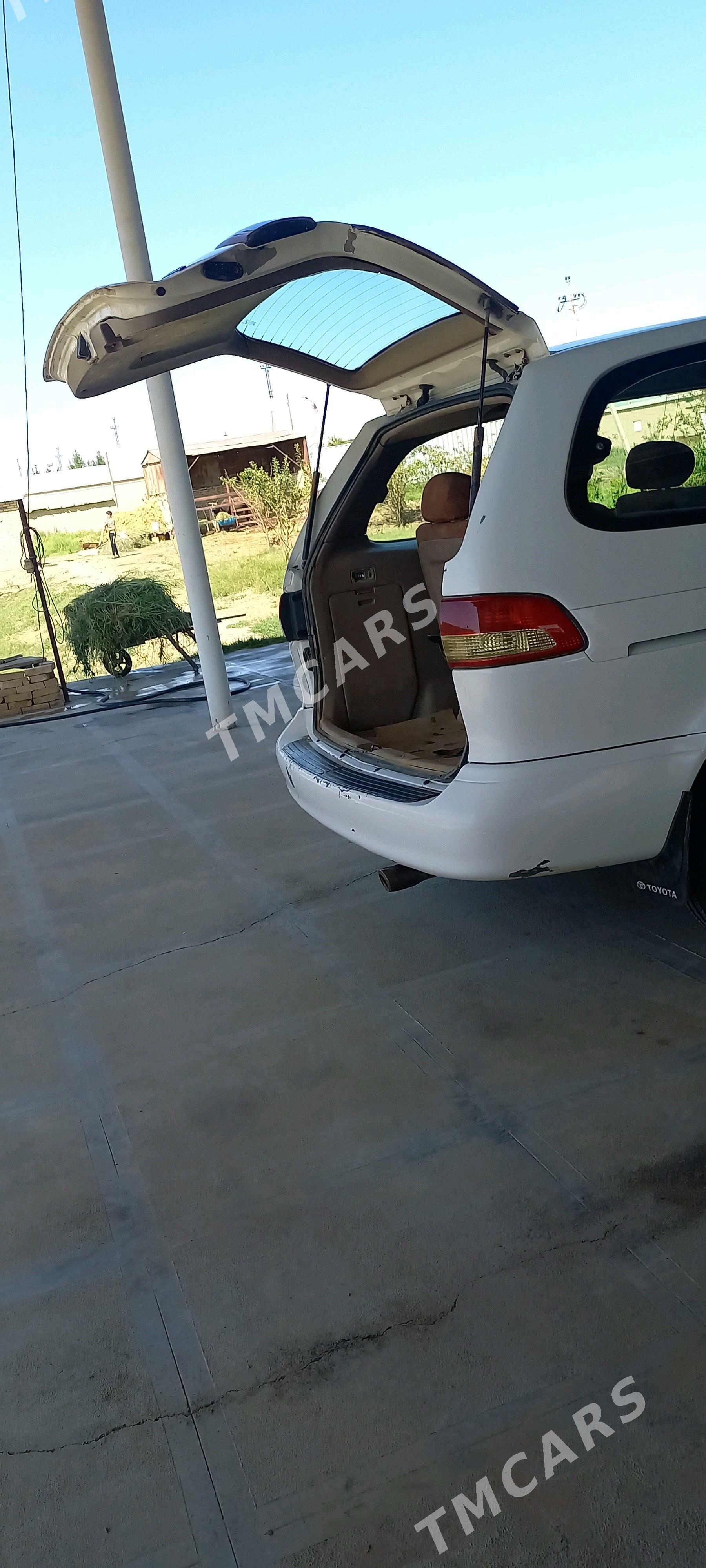 Toyota Sienna 2001 - 140 000 TMT - Wekilbazar - img 4