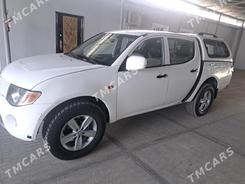 Mitsubishi L200 2008 - 140 000 TMT - Гёкдепе - img 5