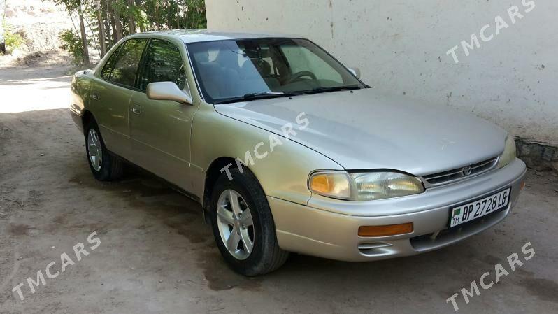 Toyota Camry 1995 - 82 000 TMT - Dostluk - img 3