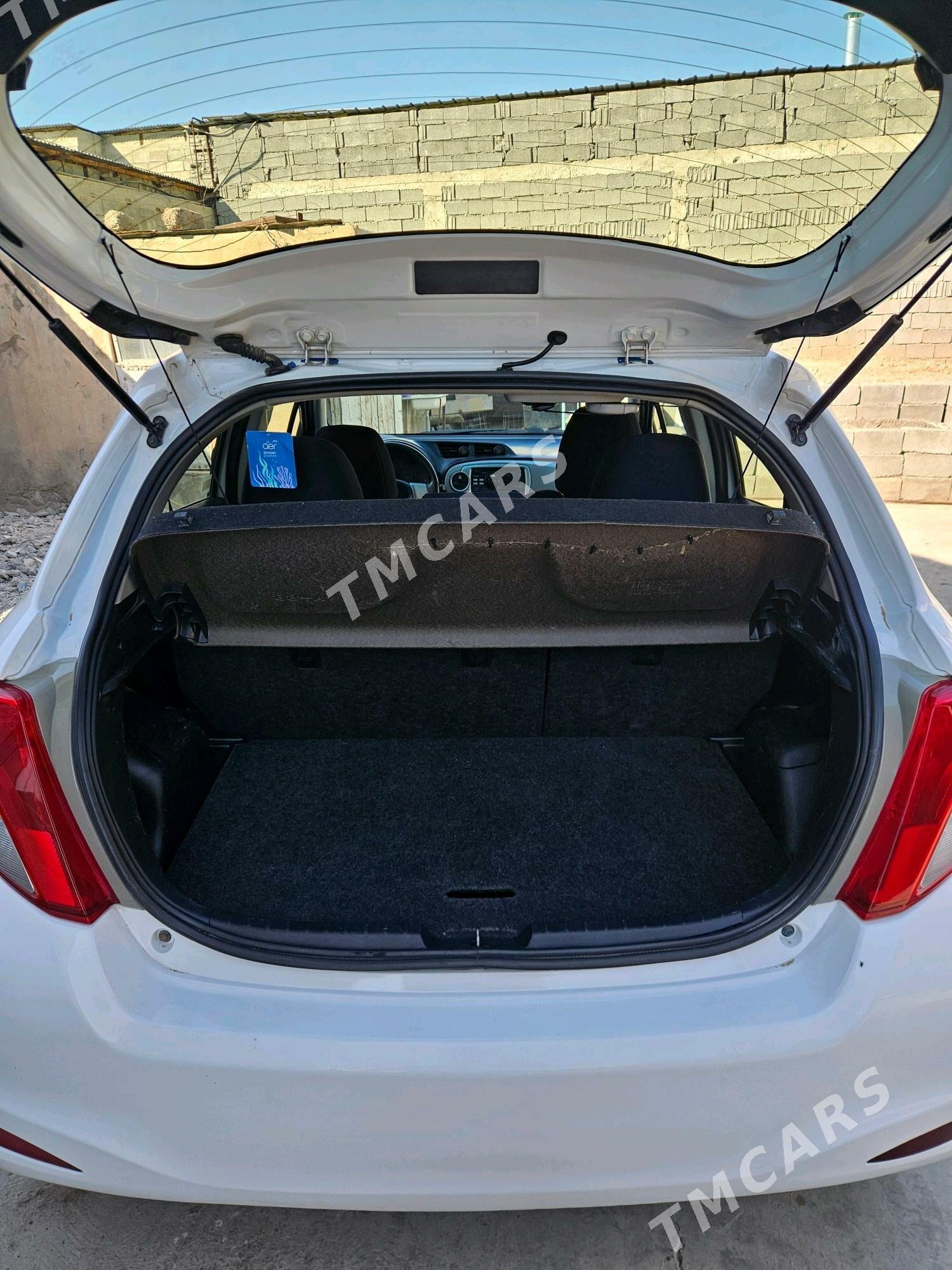 Toyota Yaris 2012 - 130 000 TMT - Ýalkym - img 10