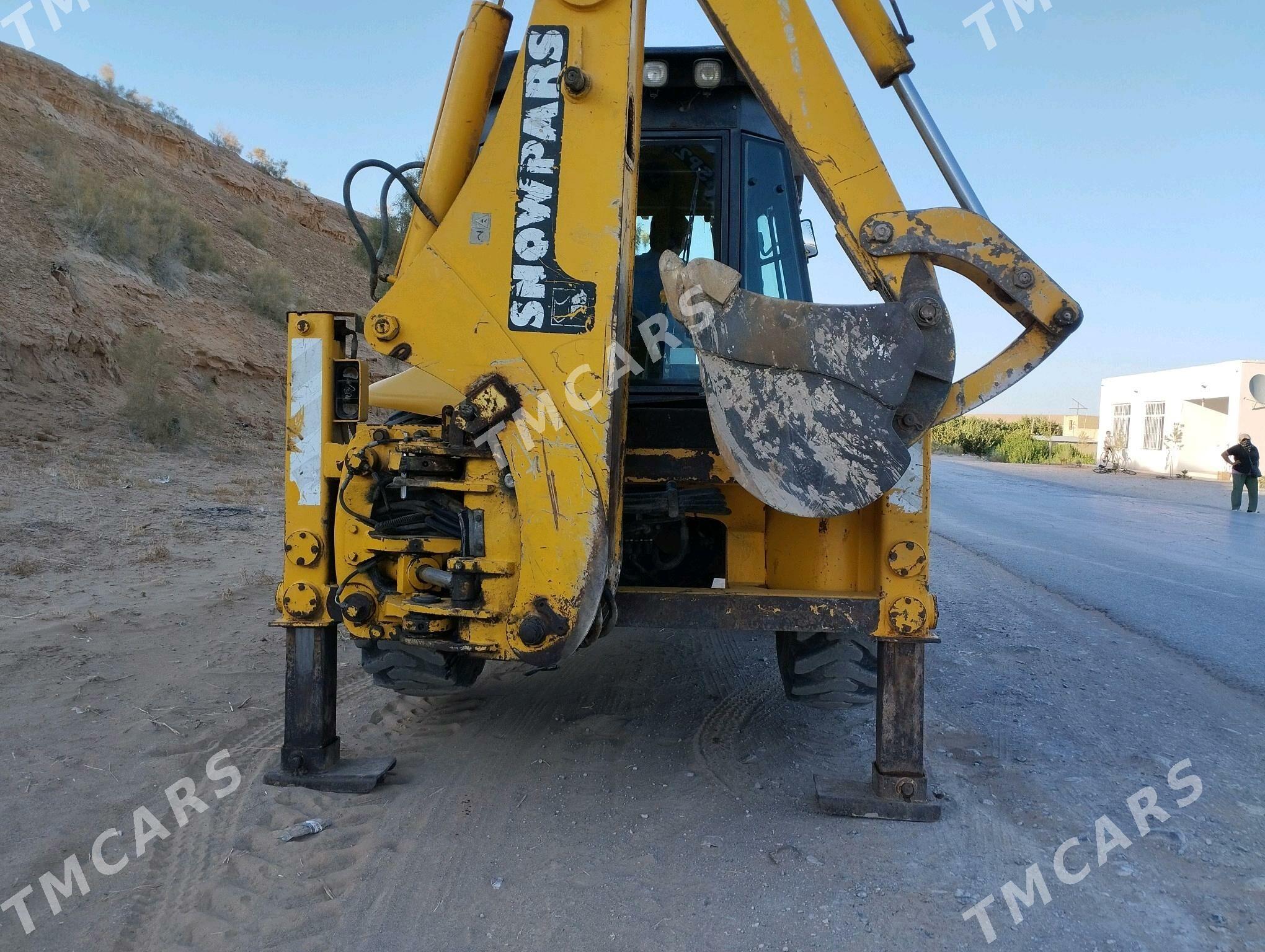 JCB 4CX ECO 2014 - 250 000 TMT - Farap - img 5