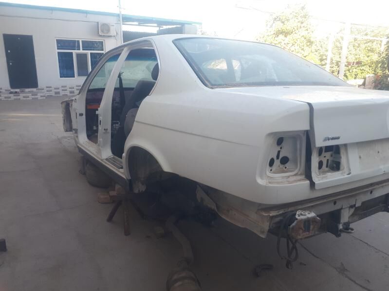 bmw e34 kuzowa 5 000 TMT - Кака - img 1