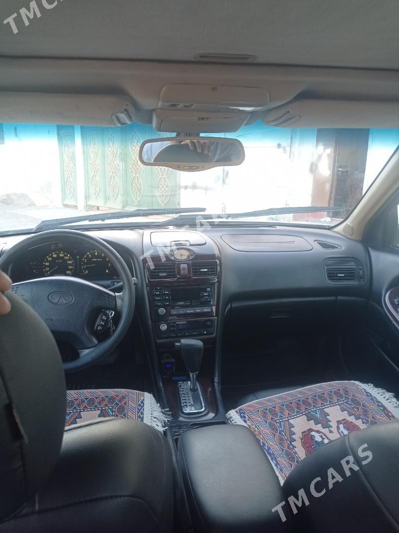Infiniti I30 2000 - 75 000 TMT - Бахарден - img 5
