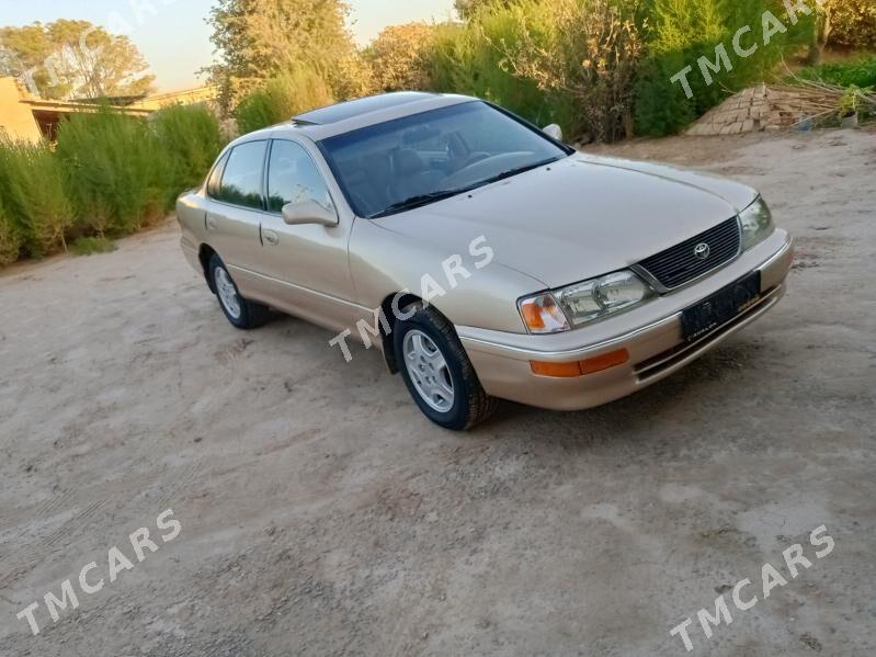 Toyota Avalon 1996 - 130 000 TMT - Halaç - img 2
