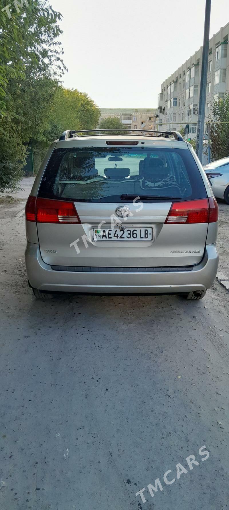 Toyota Sienna 2005 - 215 000 TMT - Türkmenabat - img 6
