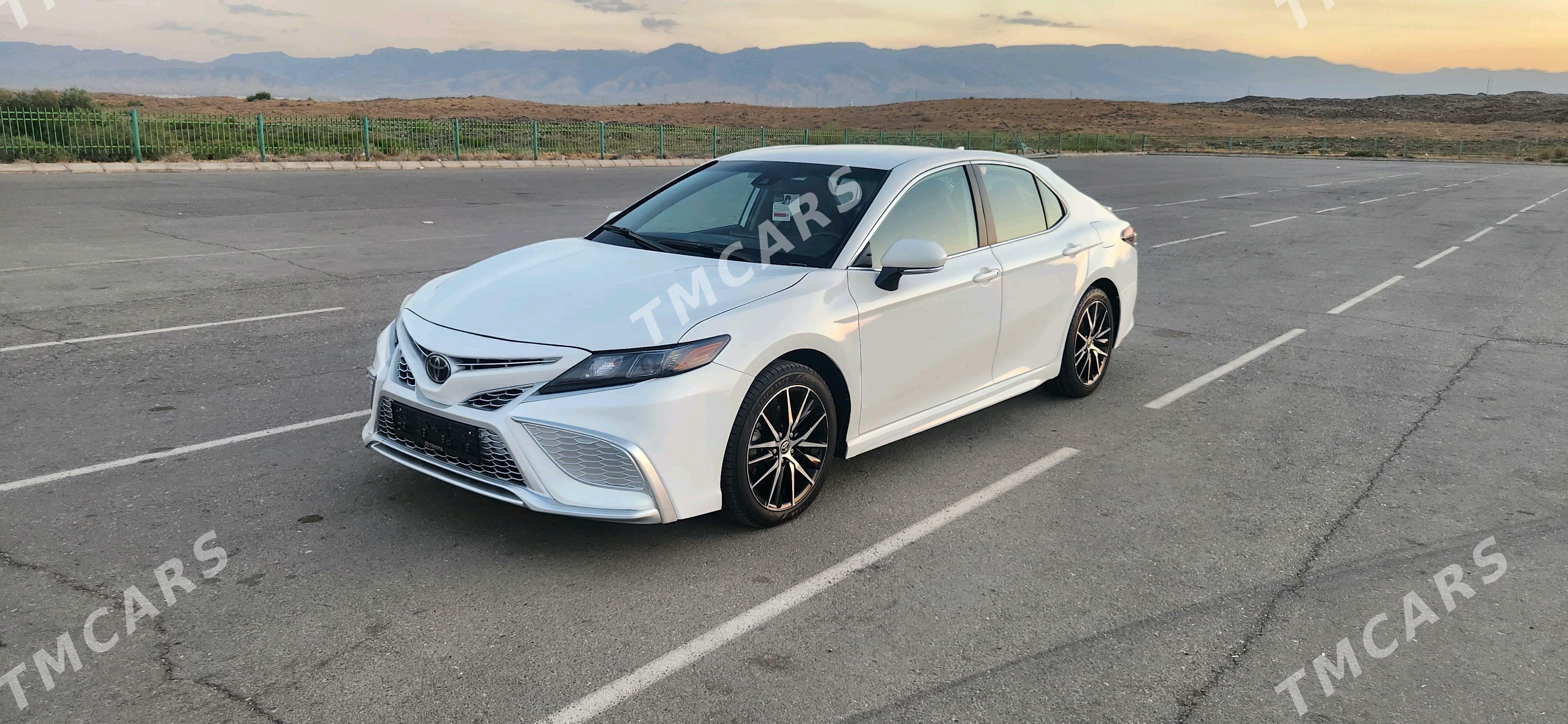 Toyota Camry 2022 - 353 000 TMT - Ашхабад - img 1
