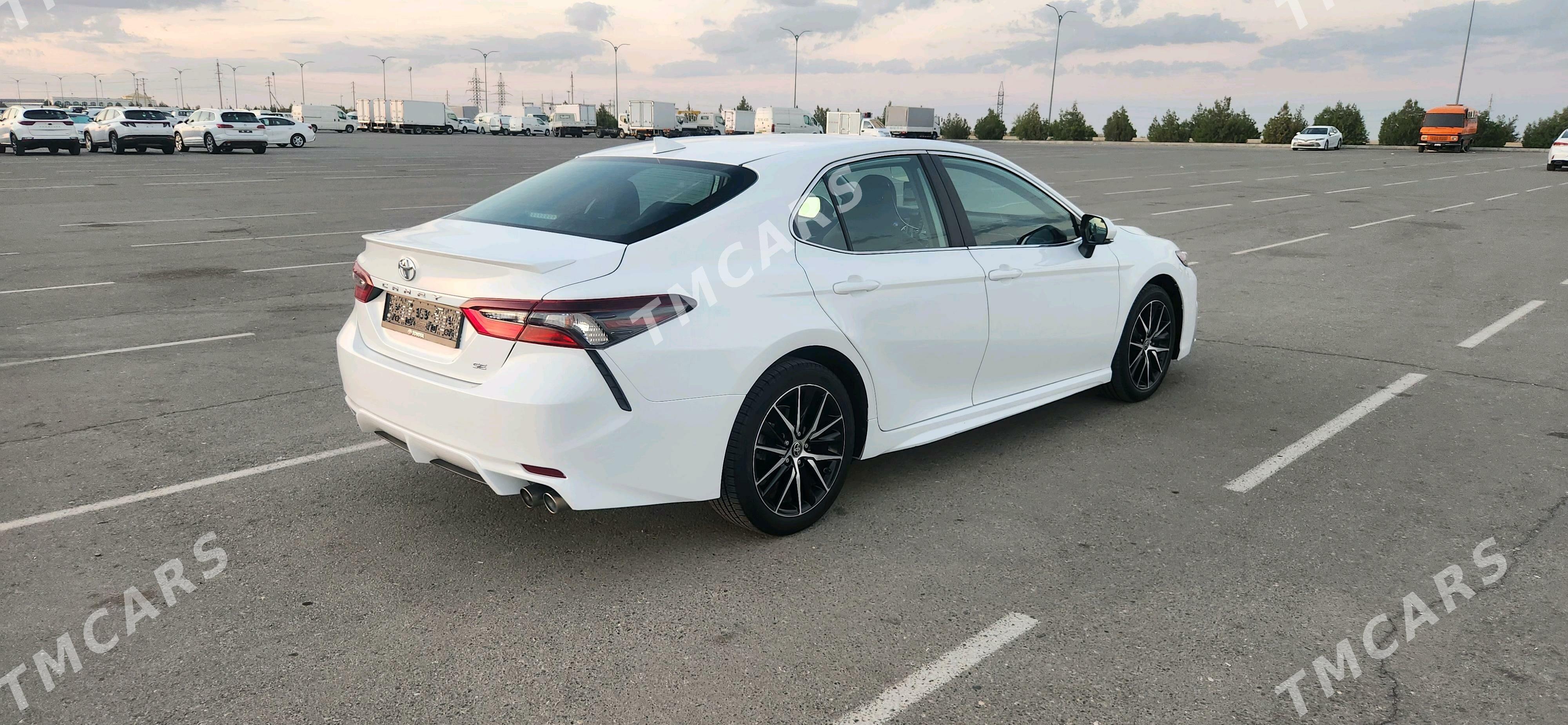 Toyota Camry 2022 - 353 000 TMT - Ашхабад - img 4