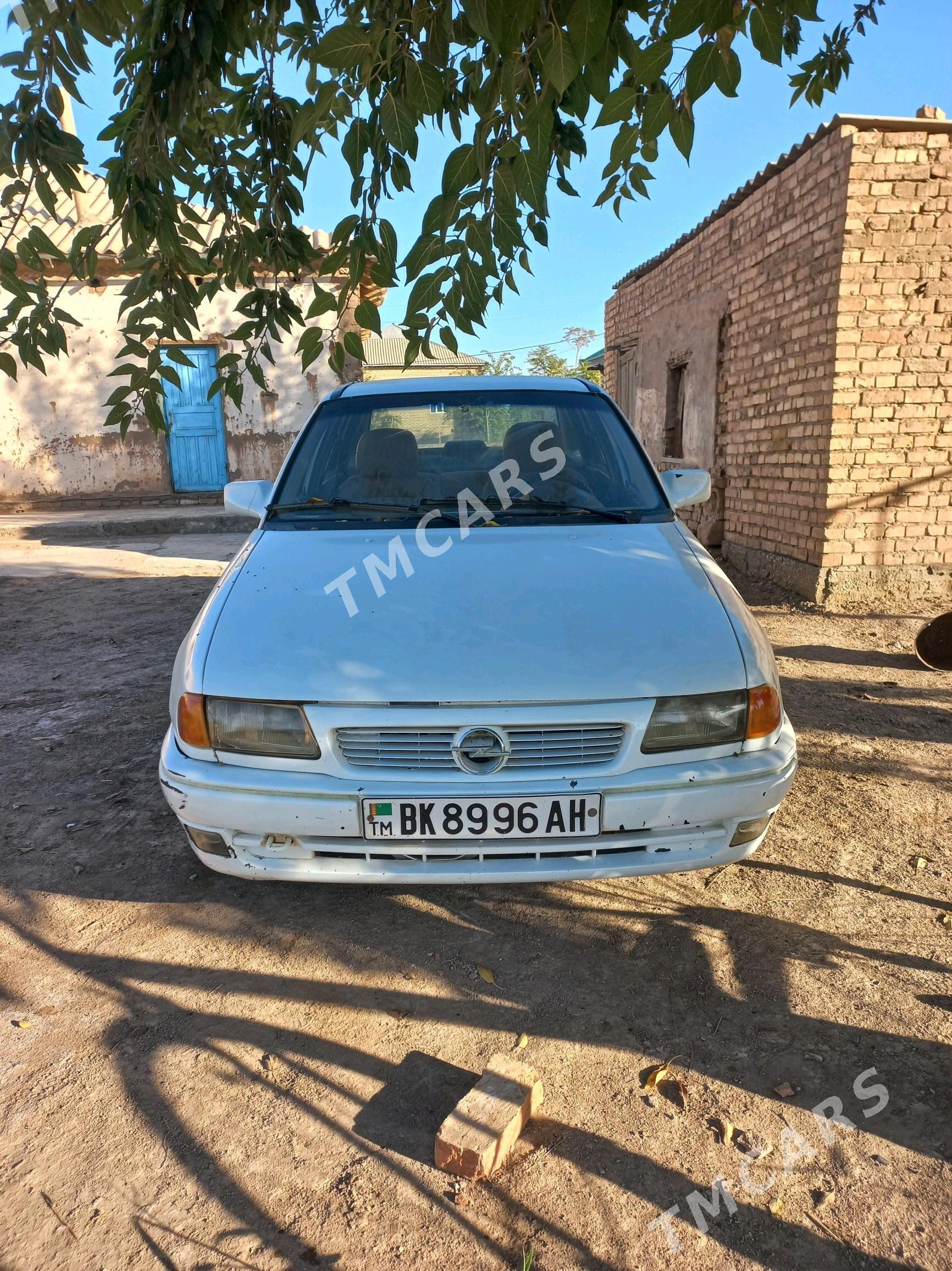 Opel Astra 1995 - 25 000 TMT - Babadaýhan - img 4